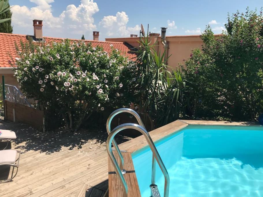 Appartement Sur La Colline Avec Acces Piscine Volx Exterior foto
